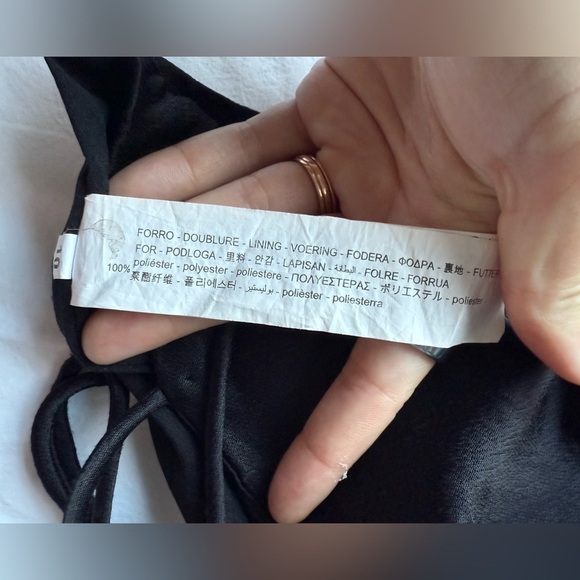 Zara Black Satin Effect Smocked Bach Crop Top - Picture 9 of 9